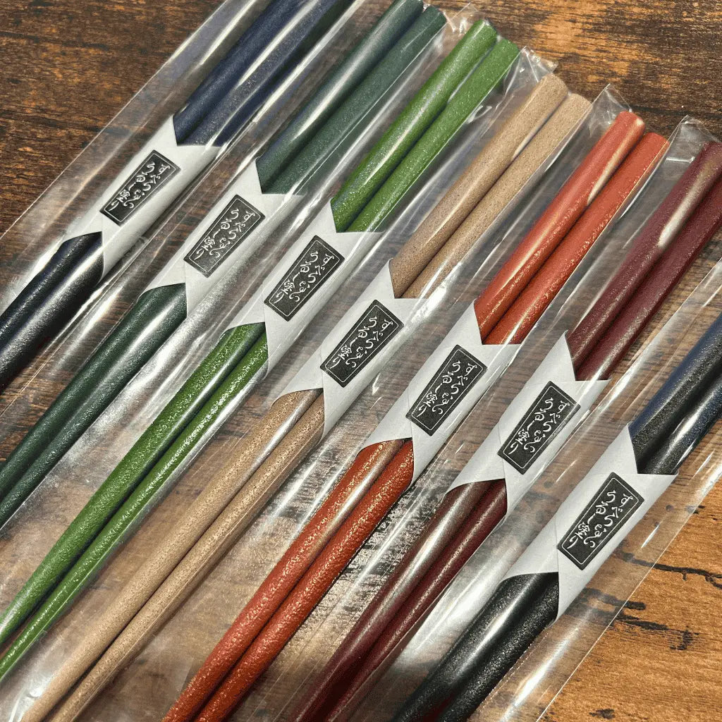 輪島塗・お箸・すべり止め・すべらないお箸・受験生応援の縁起物ギフトに最適です。送料無料・レターパックで発送します。