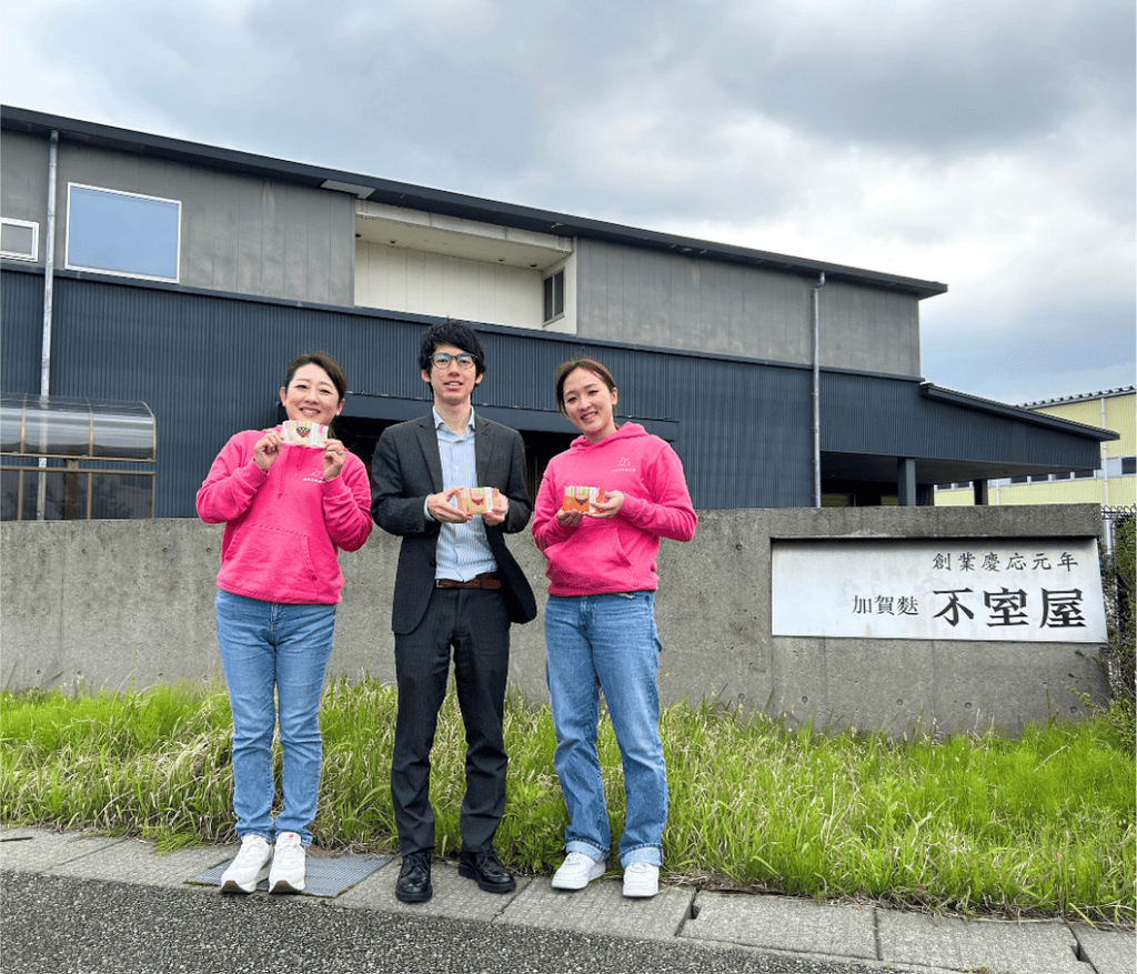 加賀麩不室屋・柳田課長と南谷母娘