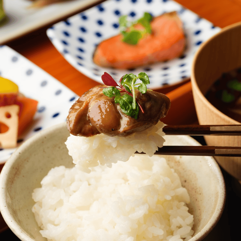 能登かきのオイル漬け・調理例・熱々のご飯と一緒に美味しく召し上がれます。