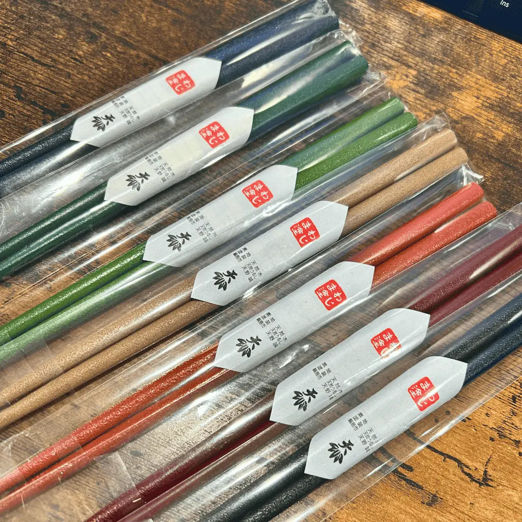 輪島塗・お箸・すべり止め・すべらないお箸・受験生応援の縁起物ギフトに最適です。送料無料・レターパックで発送します。