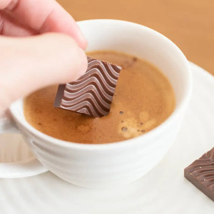 【しおちょこ】【能登塩】伝統の揚げ浜式塩法 海塩の旨みと芳醇なカカオの風味が絶妙にマッチ！ 【バレンタインデー】【プレゼント】